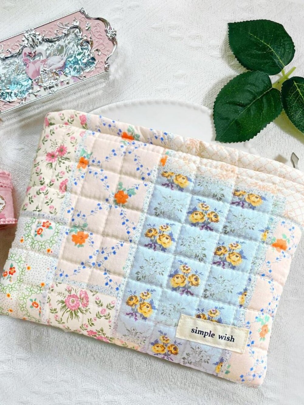 NEW Fashion Floral Makeup Bags Quilted Style Aesthetic Cute Cosmetic Makeup Bag